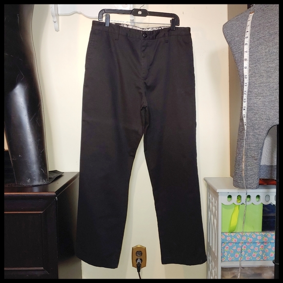 Quiksilver Other - Quicksilver Black Pants, 34